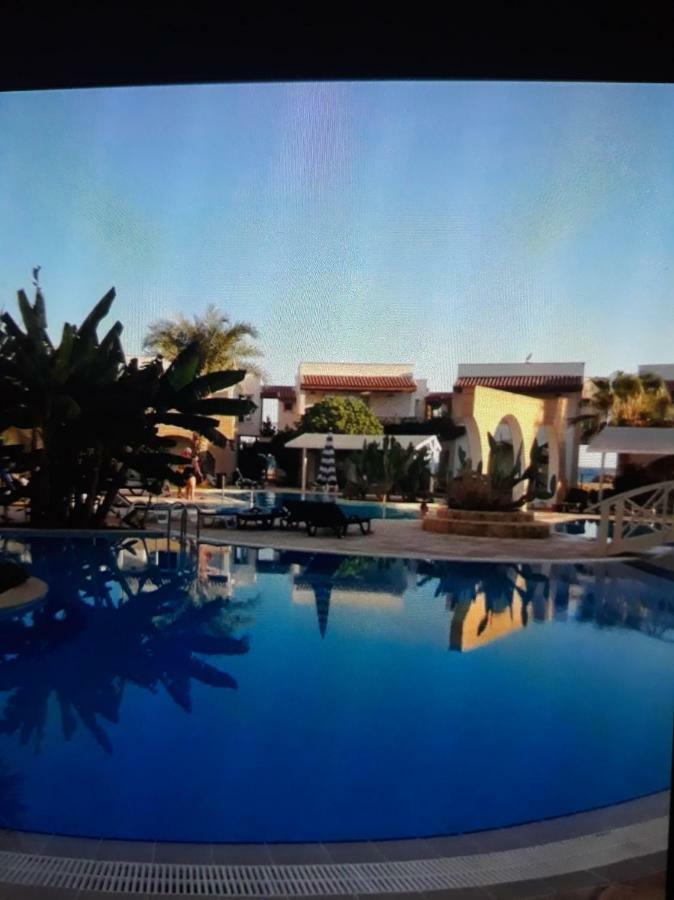 Sunrise Beach Club Gastria 외부 사진